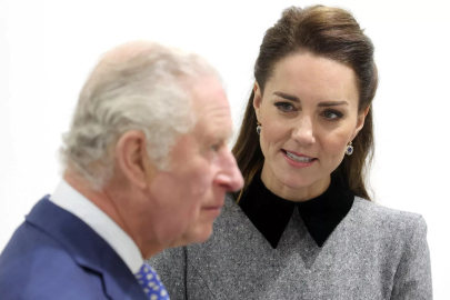 İngiltere'nin Prensesi Kate Middleton, 'kraliçe tacı' giydi!