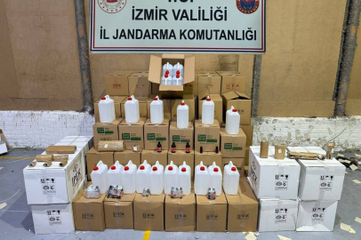 İzmir'de sahte içki operasyonu: 2 bin 850 litre etil alkol ele geçirildi