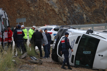 Muğla Fethiye’de yolcu minibüsü devrildi: 7 yaralı