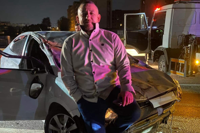 Bursa'da 'kazadan yara almadan kurtuldum' pozu!