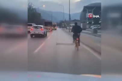 Bursa'da otobüsün arka tamponuna basarak yolculuk yaptı!