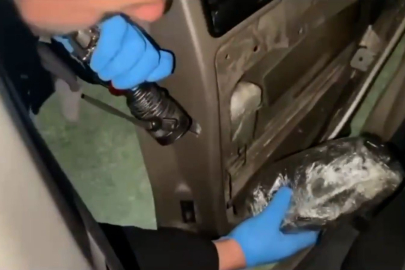 Bolu'da arabaya zulalanmış uyuşturucuyu 'Pako' buldu