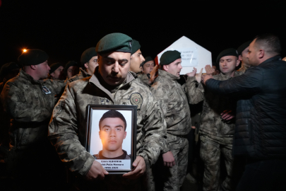 İstanbul'da şehit düşen polis memurunun naaşı Samsun'a getirildi