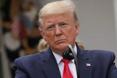 Yapay zekaya kurallar geliyor! Trump harekete geçti