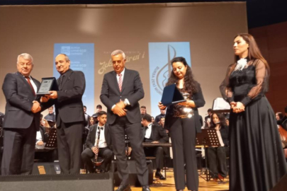 Zeki Müren'in 94'üncü doğum gününde Bursa'da unutulmadı