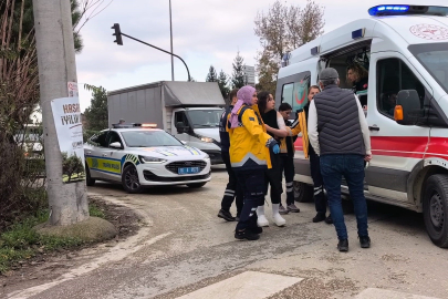 Bursa'da ışık ihlali kaza getirdi! 2 yaralı...