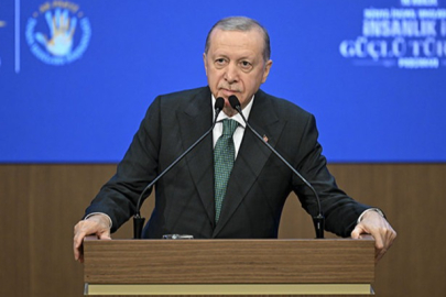 Cumhurbaşkanı Erdoğan'dan Özgür Özel'e tepki: Bu siyaset acemisine hak ettiği cevap verildi