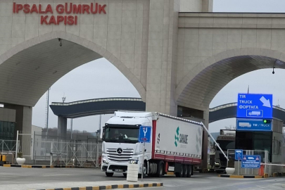 Edirne İpsala Sınır Kapısı'nda 7 gün sonra hareketlilik