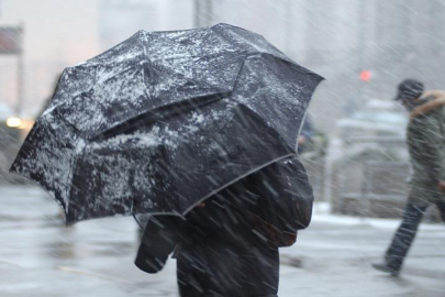 Meteoroloji il il duyurdu: Kuvvetli sağanak ve kar yağışına dikkat! İşte haritalı hava durumu...