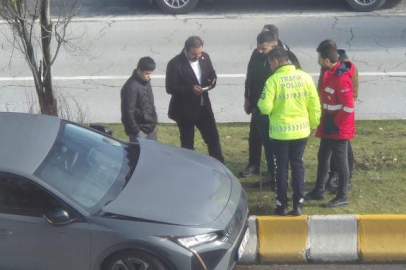 Şırdancı Mehmet yayaya çarptı: Kadının kolu ve bacağı kırıldı