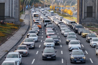 Türkiye'de taşıtlar 5 yılda yaklaşık 1,7 trilyon kilometre yol katetti