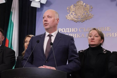 Bulgaristan Başbakanı istifa etti!