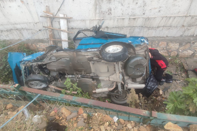 Kahramanmaraş'ta otomobil drenaj kanalına uçtu: 3 yaralı