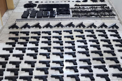 Polisin durdurduğu araçtan cephanelik çıktı