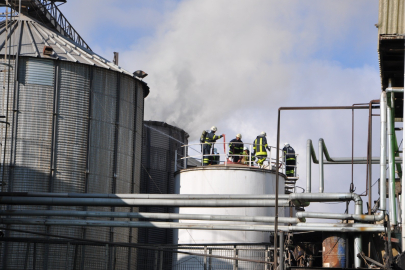 Yağ fabrikasında yangın çıktı