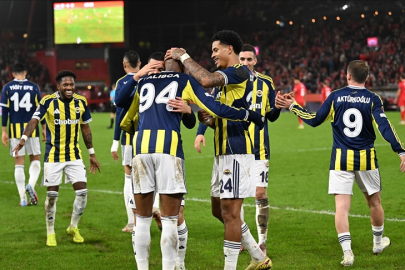 Brann'ı deplasmanda 4-0 yenen Fenerbahçe, play-off için avantaj yakaladı
