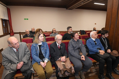 Bursa Osmangazi’de felsefenin ışığı insan haklarını aydınlattı