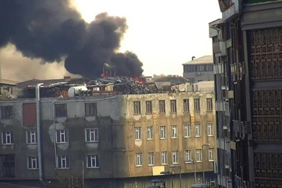 Can pazarı: Çatıda başlayan yangın binayı sardı!