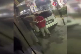 İstanbul'da tartıştığı dolmuş şoförüne bıçakla saldırdı