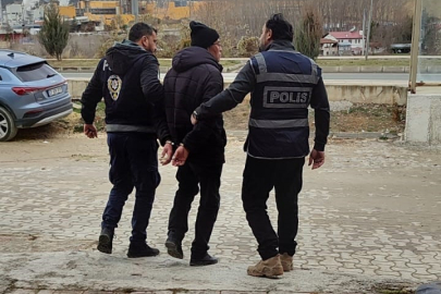 Kastamonu'da okul müdür yardımcısını darp eden büfe işletmecisi tutuklandı