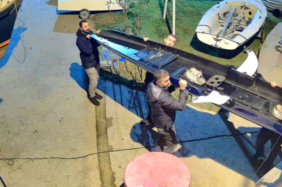 Kocaeli'de yelken kulübüne kaçak tekne operasyonu kamerada