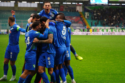 Çaykur Rizespor 3 golle 3 puan aldı