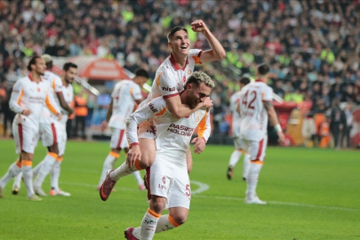 Galatasaray, deplasmanda Antalyaspor’u 4-1 mağlup etti