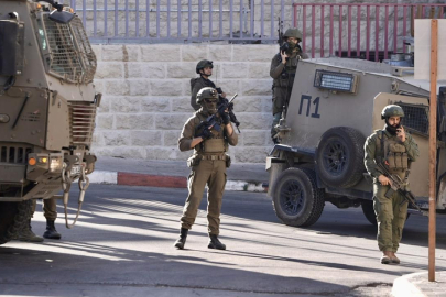 Katil İsrail ordusu, Gazze Şeridi'nin güneyinde dün 1 Filistinliyi öldürdüğünü itiraf etti