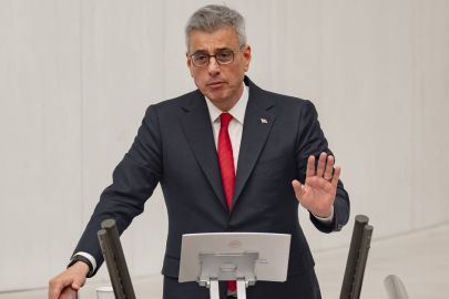 Memişoğlu: Hekimlerimizin iyi hal belgesi alıyor olmaları yurt dışına gittikleri anlamına gelmez