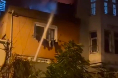 İstanbul Beyoğlu’nda korkutan yangın