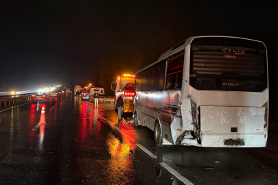 Sakarya D-650 kara yolunda zincirleme kaza: 12 yaralı