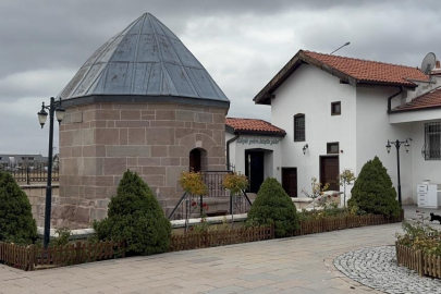 Türbedarlık geleneği "tuz" ikramıyla devam ediyor