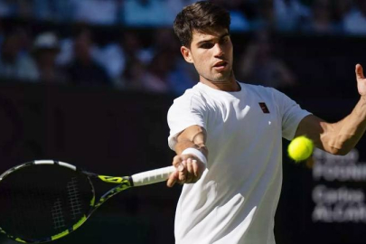 Carlos Alcaraz 1 numarayı garantiledi