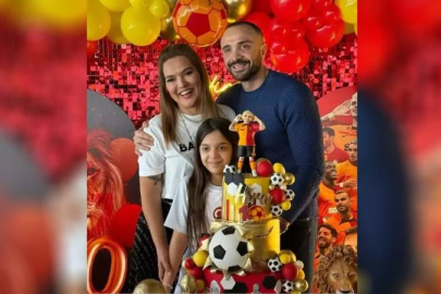 Demet Akalın'ın kızı Hira oyunculuğa adım atıyor