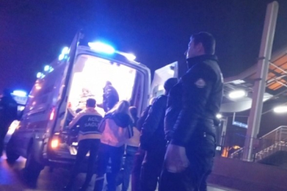 Bursa'da gece saatlerinde eğlence mekanı önünde silahlı kavga!