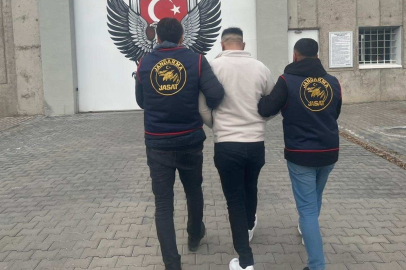 Iğdır’da 26 yıl hapis cezasıyla aranan şahıs yakalandı