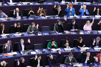 Avrupa Birliği Rusya'dan enerji alımını kademeli olarak bitiriyor