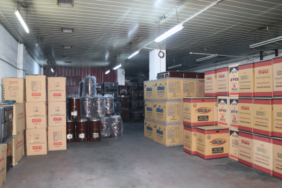 Bursa'da ihtiyaç sahibi yüzlerce aileye soba yardımı yapıldı