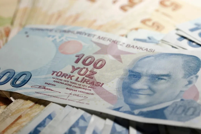 Asgari ücret ne kadar olacak? Özgür Erdursun'dan orta sınıf alarmı!