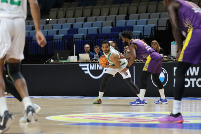 Bursaspor, Basketbol Şampiyonlar Ligi’ne Holon mağlubiyetiyle veda etti