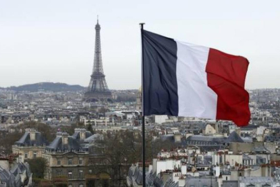 Fransa'da "darbe" iddiası taşıyan sahte video ortalığı karıştırdı