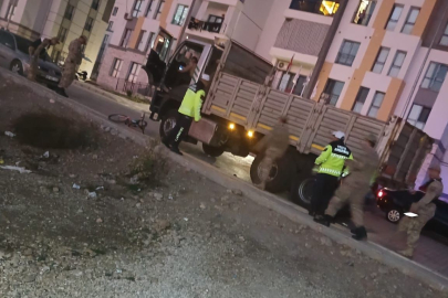 Hatay'da kamyonun çarptığı 6 yaşındaki bisikletli çocuk hayatını kaybetti