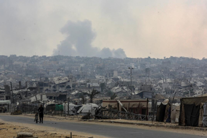 Katil İsrail ordusu, Gazze Şeridi'nde ateşkese rağmen ihlallerini sürdürüyor
