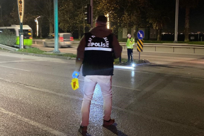 Kocaeli'de silahlı saldırı: 1'i futbolcu 3 yaralı