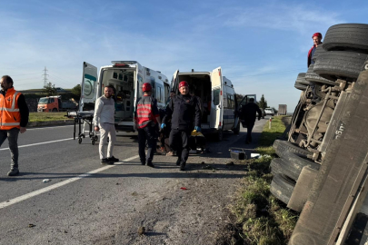 Sakarya'da kontrolden çıkan tanker yan yattı: 1 yaralı