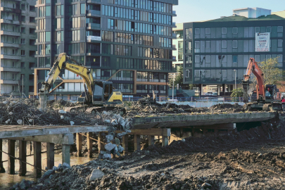 Samsun'da korozyona uğrayan köprü yıkılıyor