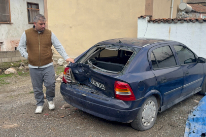 Tokat'ta husumetlisinin park halindeki aracına zarar verdi