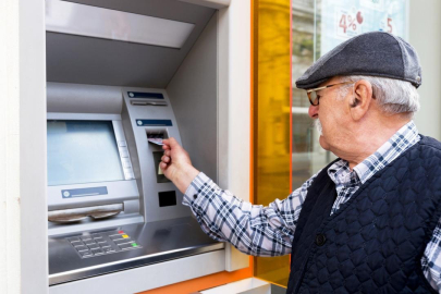 1 Ocak'ta başlıyor: ATM'den para çekmede yeni dönem!