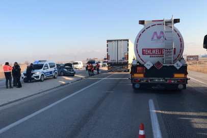 Konya'da üç araçlı zincirleme kaza: 1 yaralı