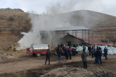 Malatya'da besi çiftliğinde yangın